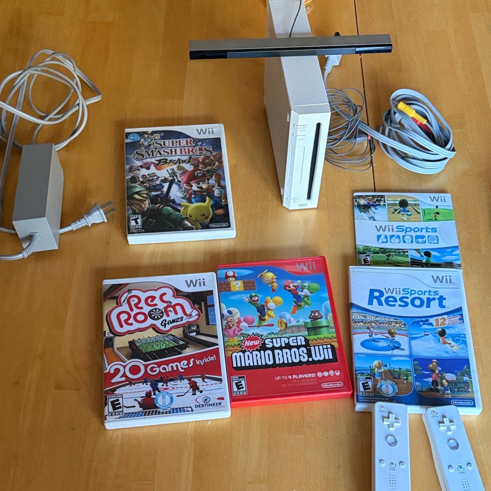 Nintendo Wii Console Set - White